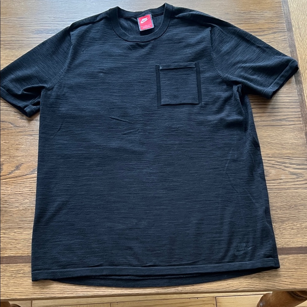 Nike Black Short Sleeve Men's Tee